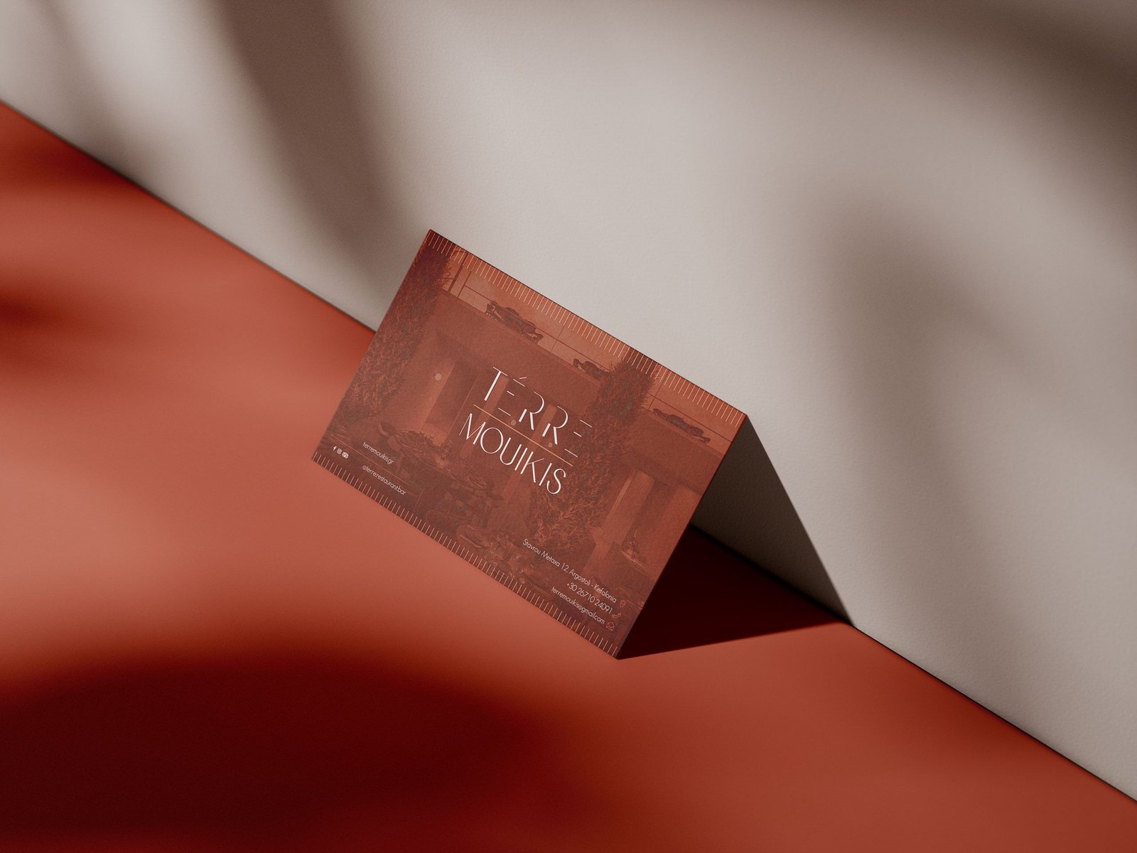 Free Business Card Mockup 1