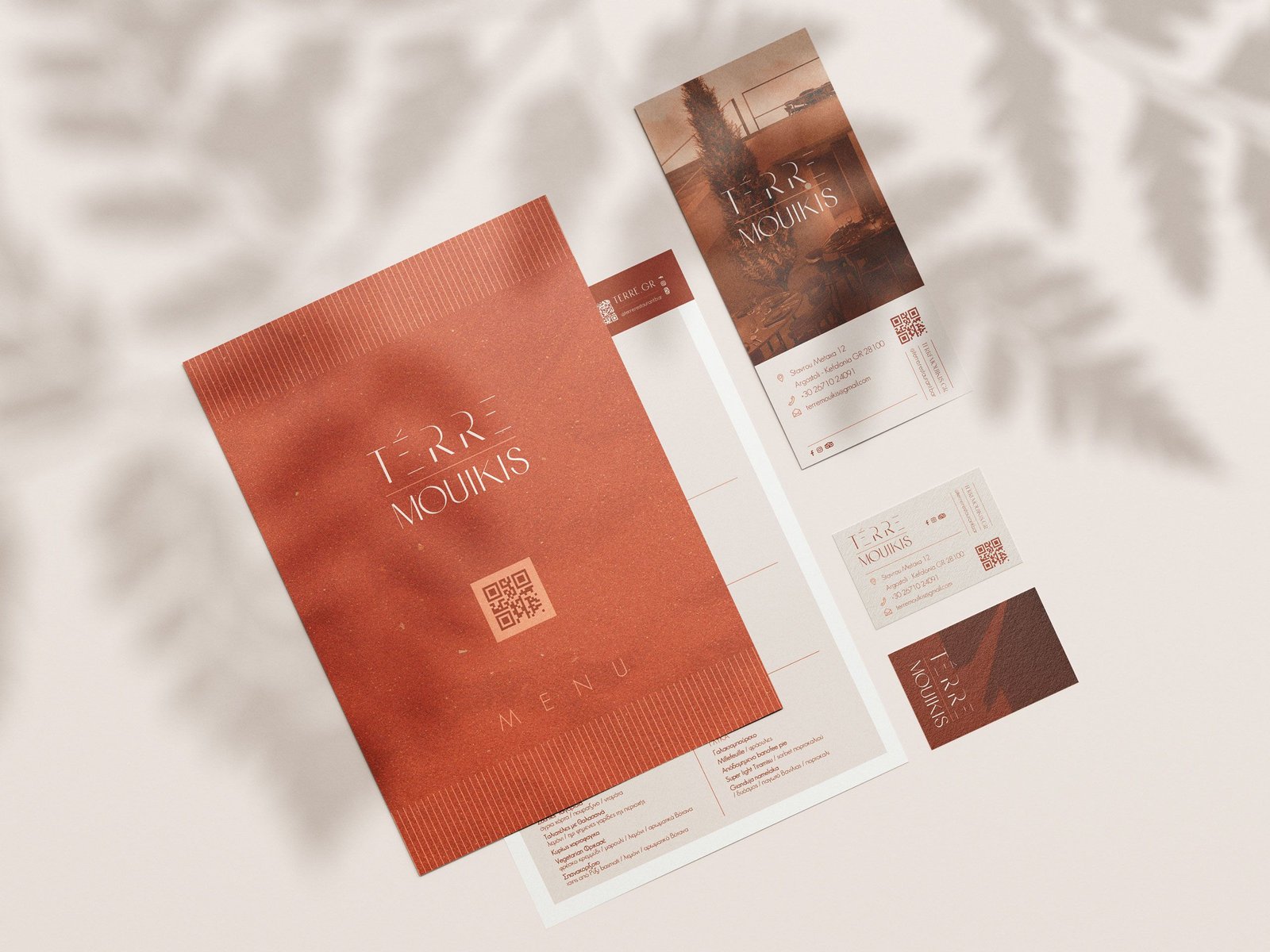 Free Simple Stationery Mockup 2